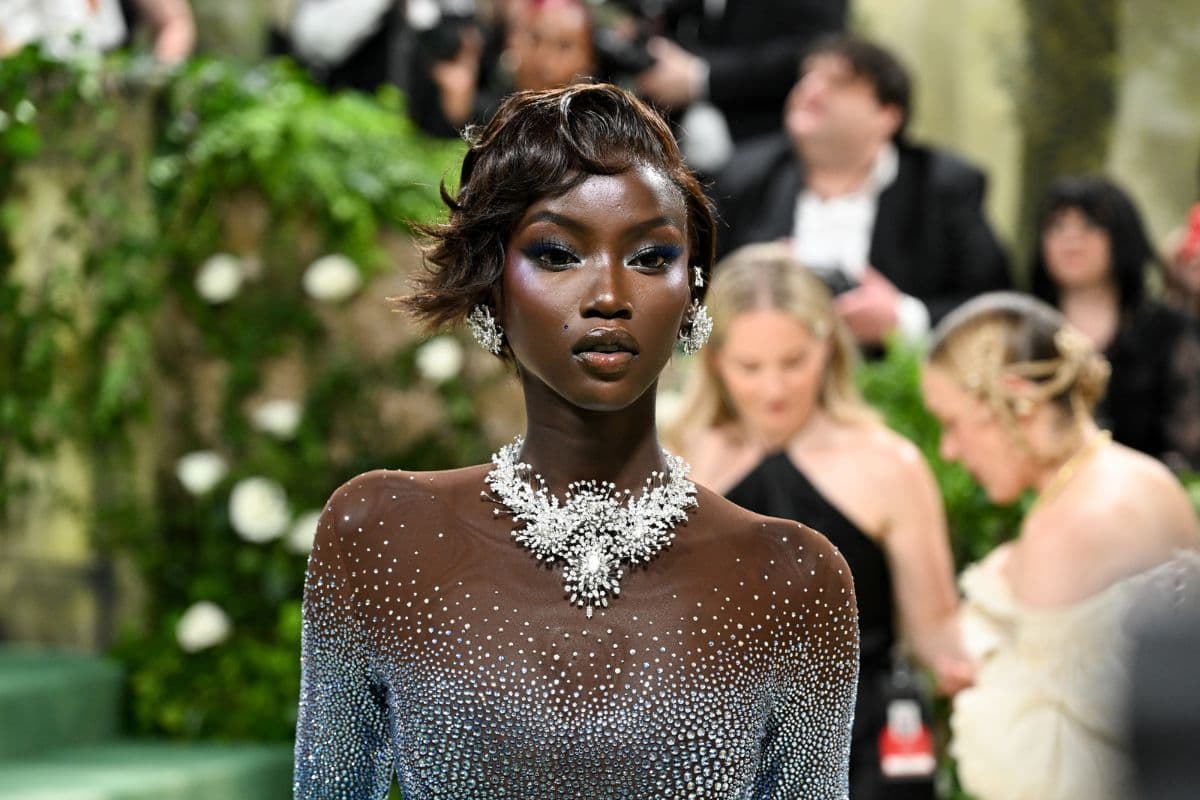 Анок Яй уушгины эмгэгтэй гэж оношлогджээ